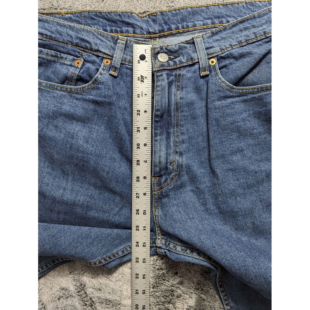 Levi's 505 Straight Leg Fit Jeans Men's Size 36x32 Medium Wash - Picture 8 of 14